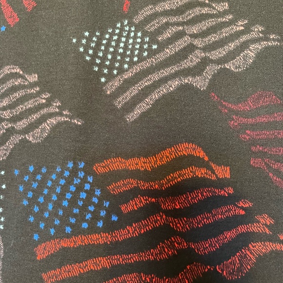 LuLaRoe American Flag Randy - Picture 4 of 5